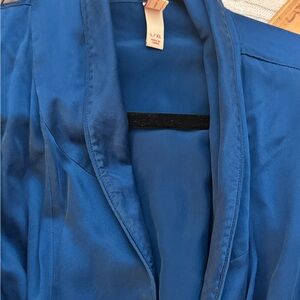Target 1976  Women's Elegant 100% Pure Silk Long Blue Robe